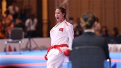 Võ sĩ Đinh Thị Hương giành HCĐ môn karate tại ASIAD 2023